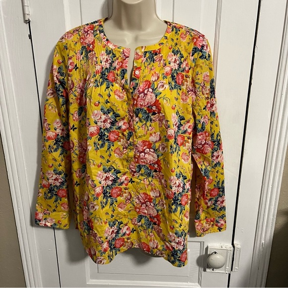 J. Crew Classic Popover Shirt Liberty Fabric Magical Bouquet Yellow Size 6 L2 - Picture 2 of 7